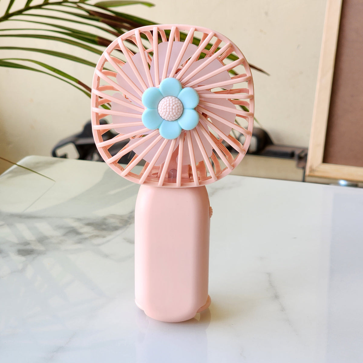 Portable flower Fan with ring stand