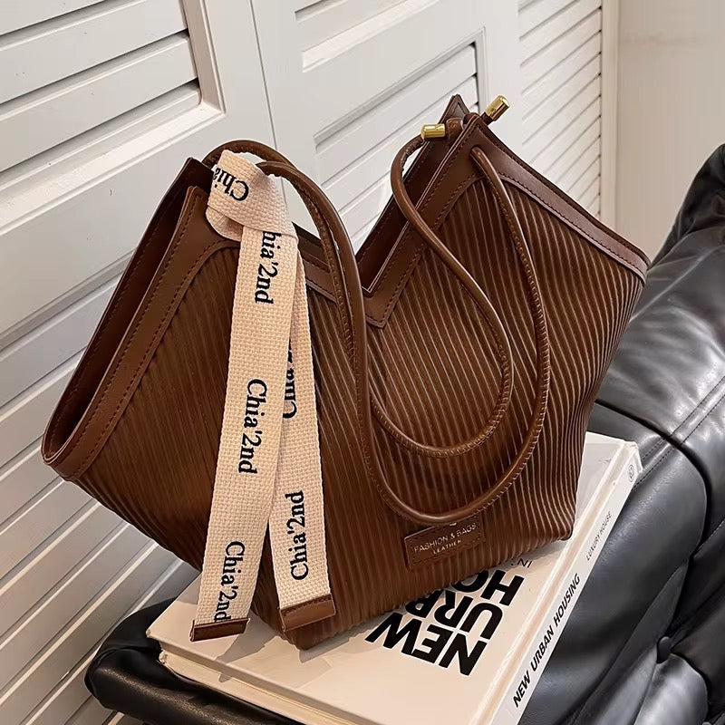 Handbag v shaped with scarf