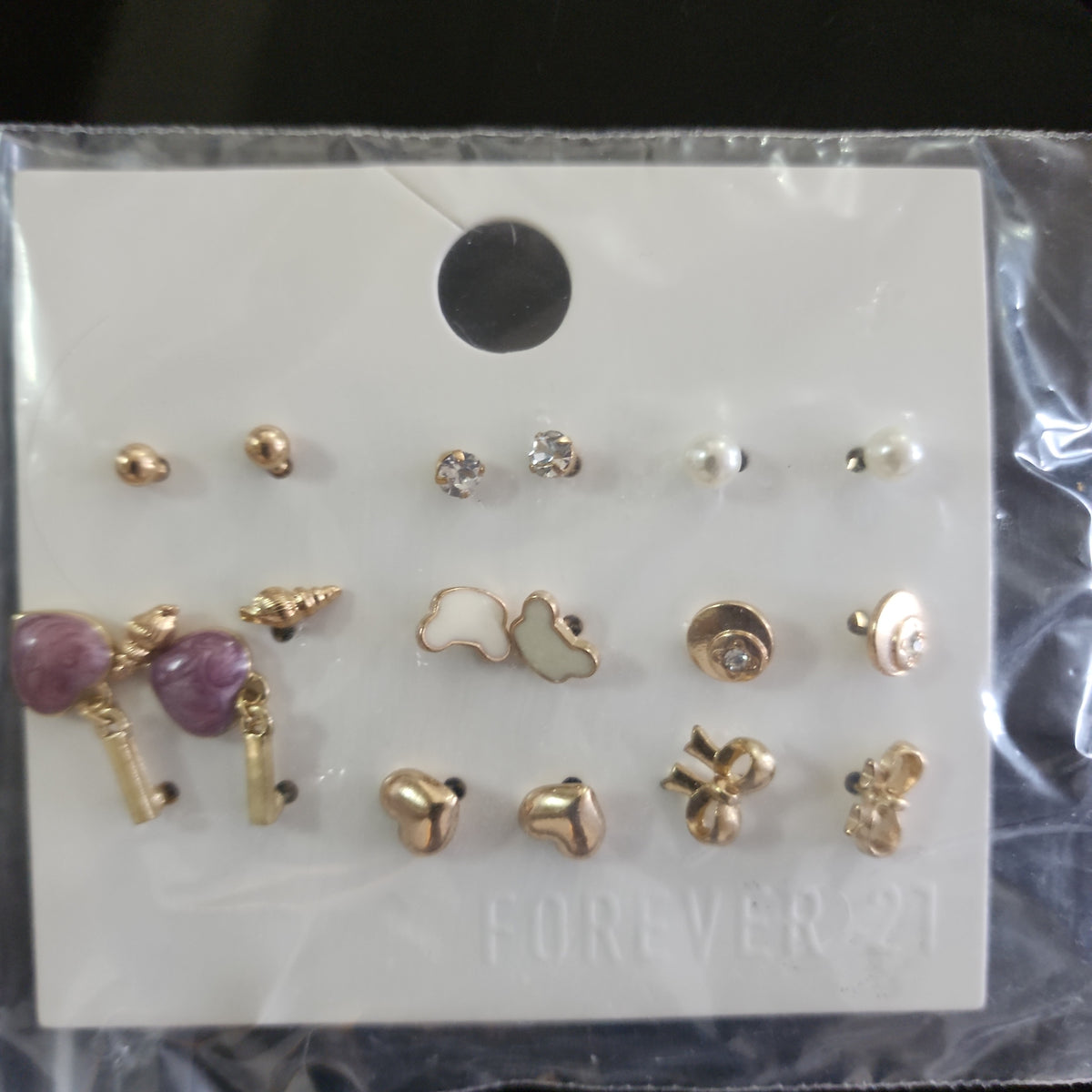 Earring set with heart