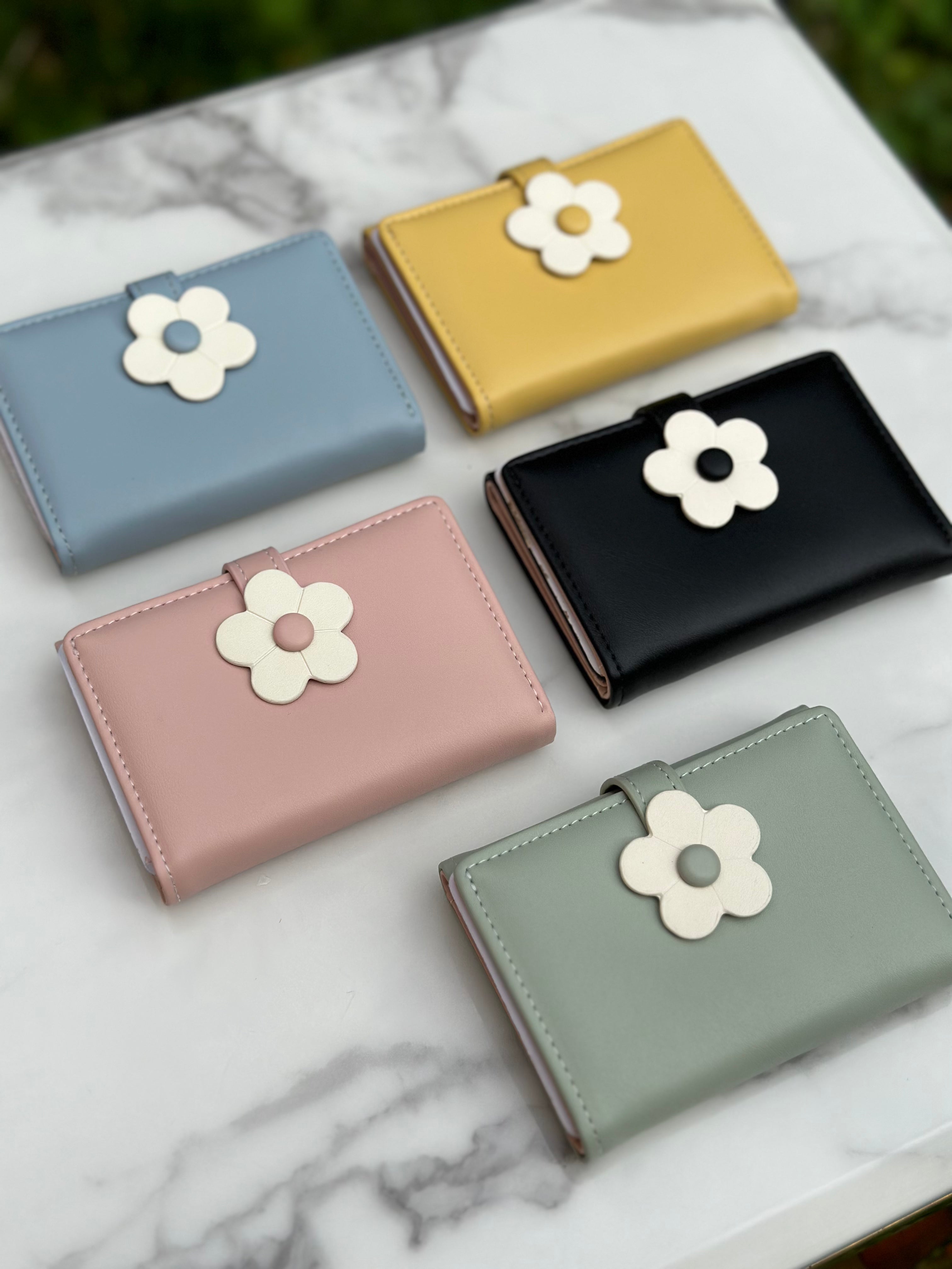 Wallet flower 🌸 mini wallet