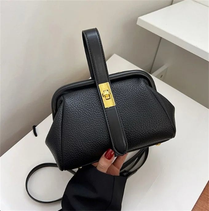 Ladies sling bag