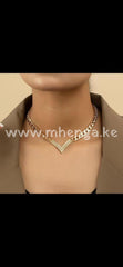 Chain V Single Layered Necklace