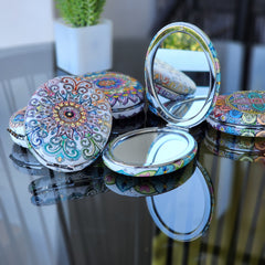 Oval Compact Mirror Round Traveling Portable Pocket Mirror for Girls, Men, and Women Mini Mix Glitter 1X/2X Magnifying Round Metal Pocket Makeup Mirror, Small Mirror (Multi-Design)