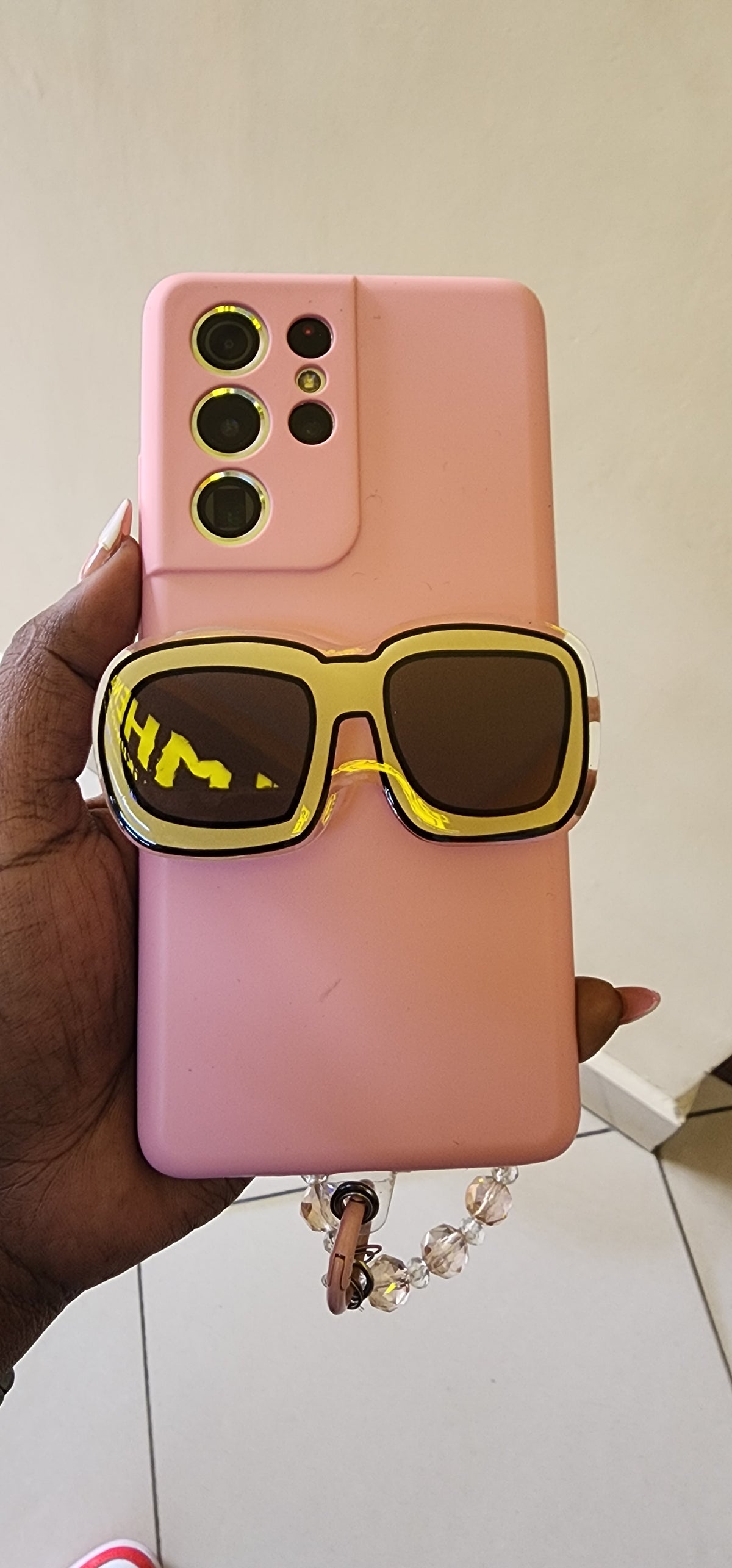 Shades pop socket