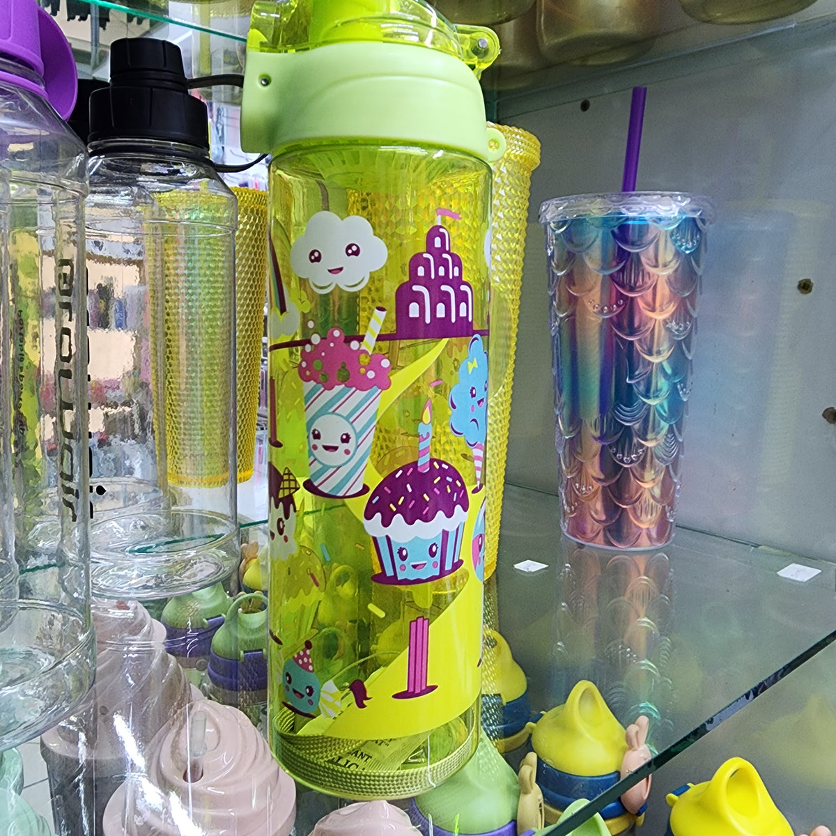 Kids water bottle with ice cream