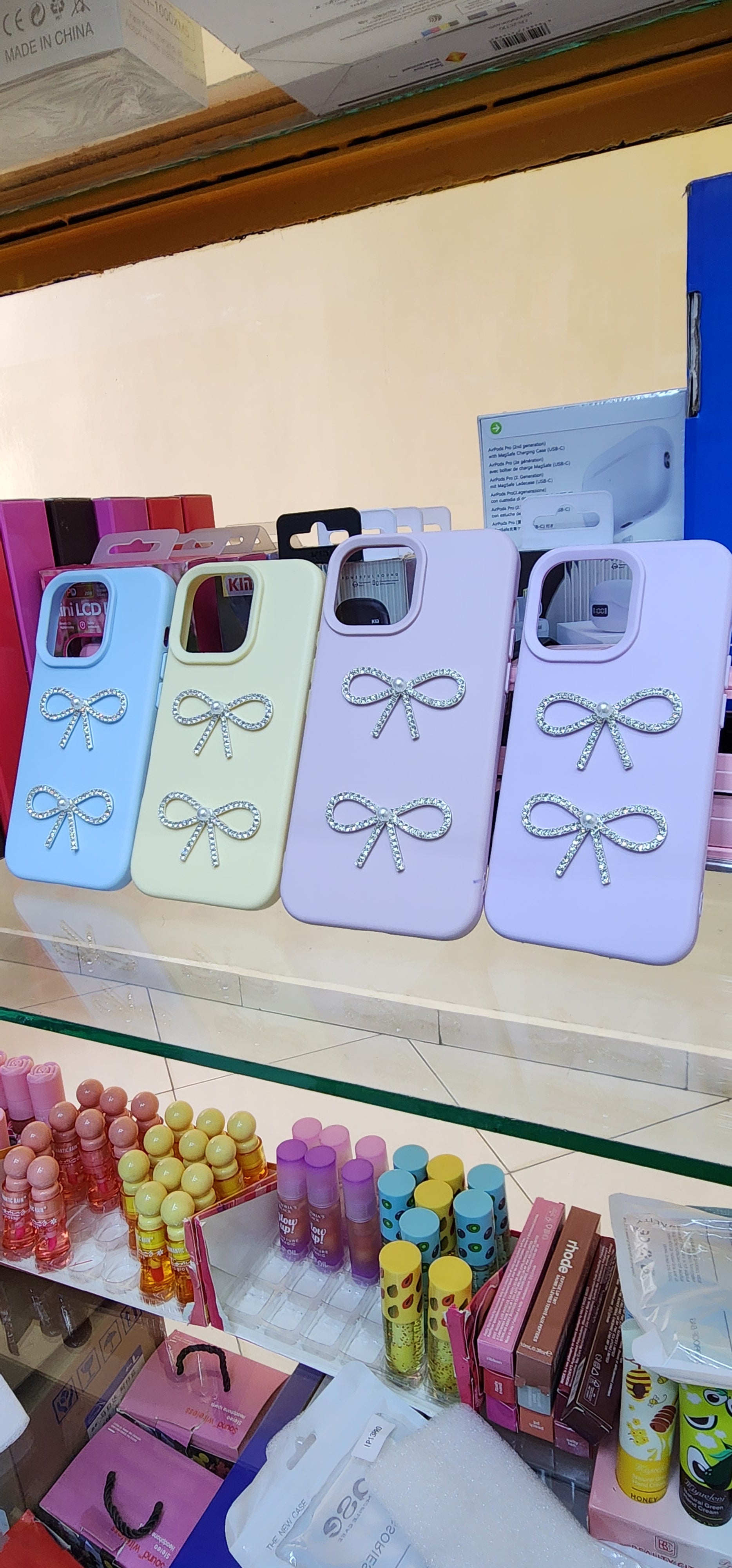 IPhone 15 promax shiny bow conture silicone phone case