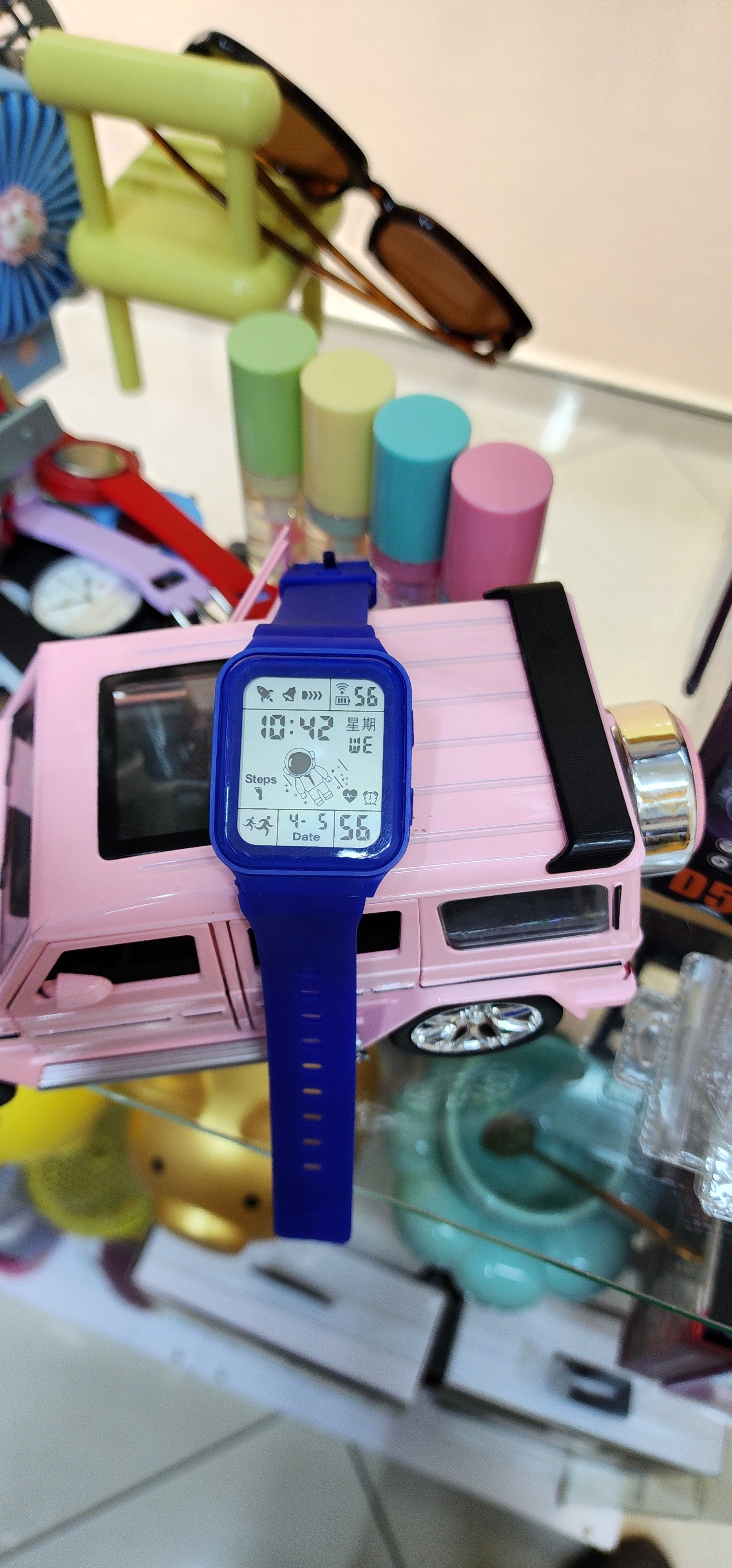 Water resistant digital watch