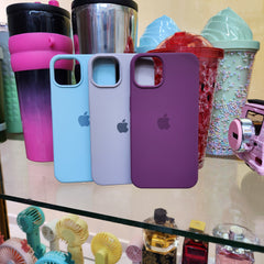 IPhone 13 silicone case phone cover open camera