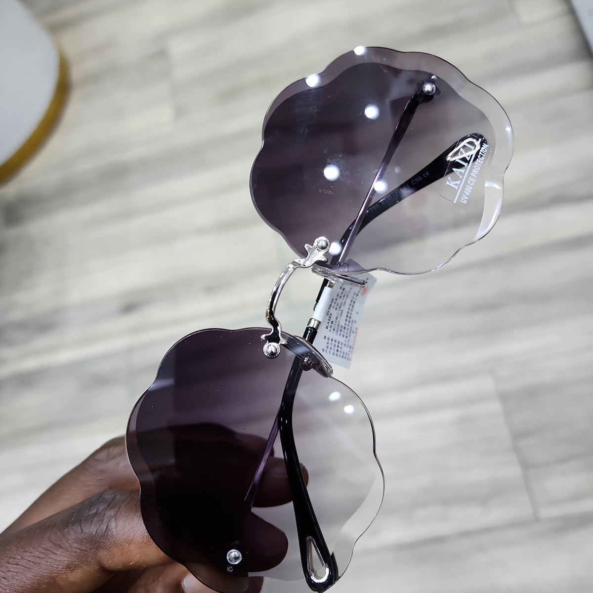 Sunglasses, tear drop flower pattern design 11395
