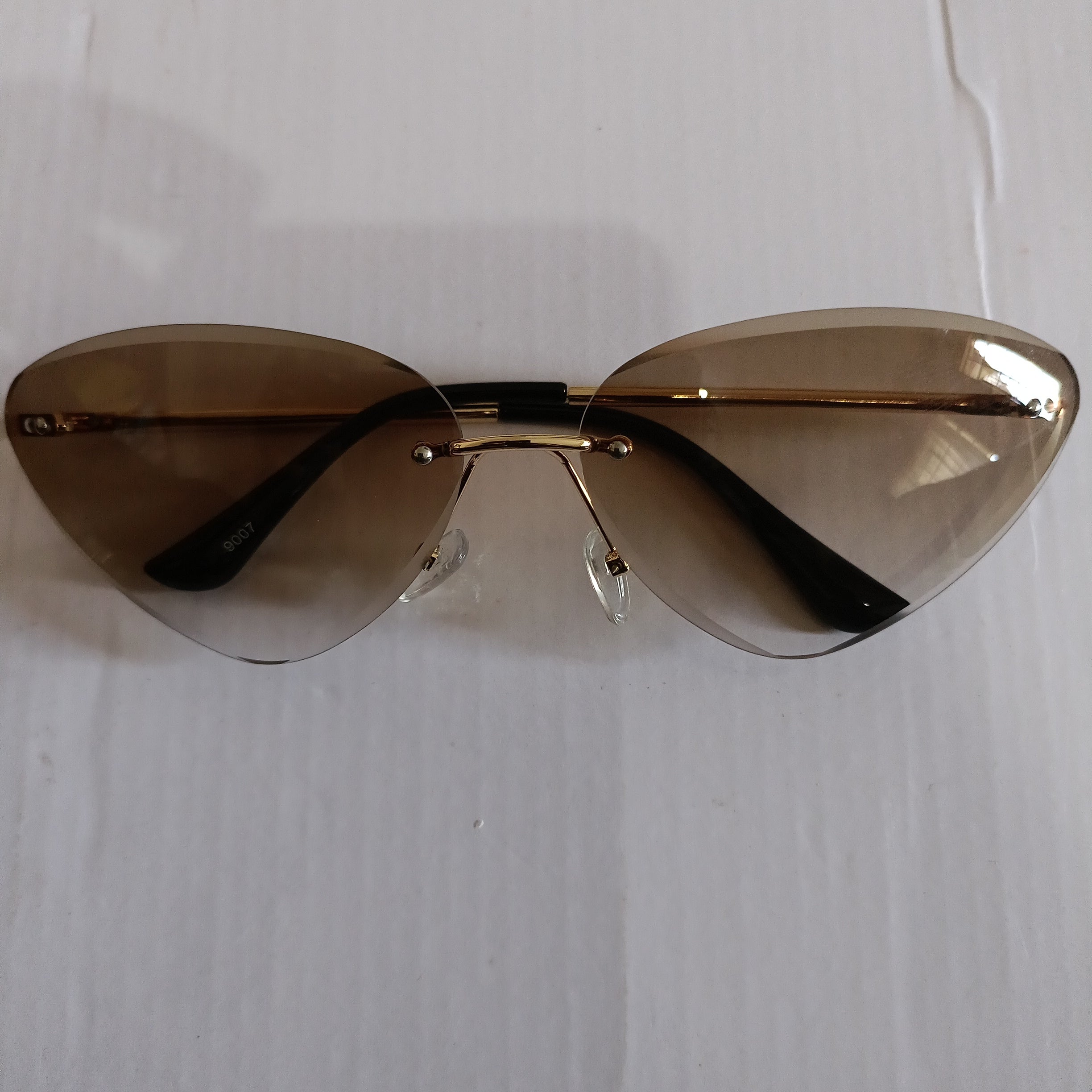 Sunglasses , sunnies retro butterfly 009847