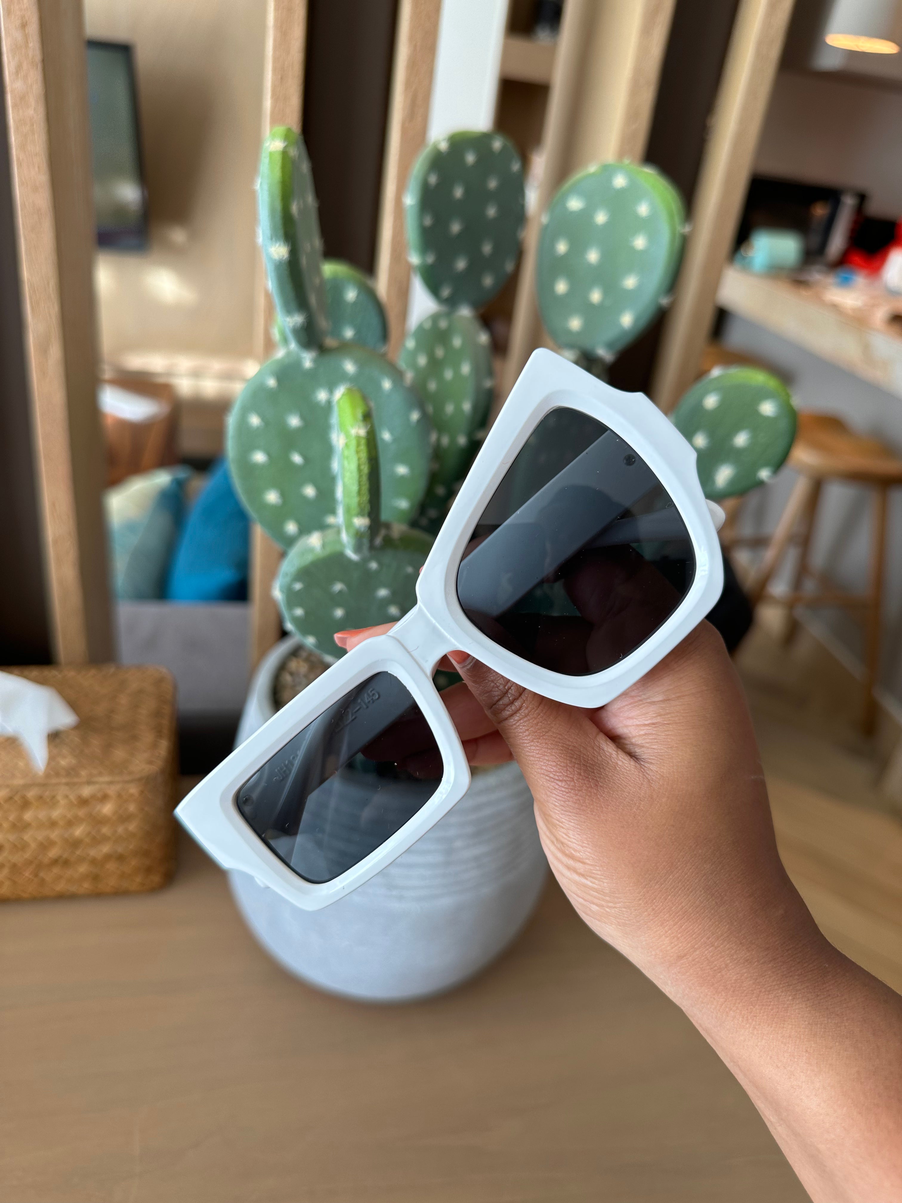 Unique sunglasses , sunnies new wide