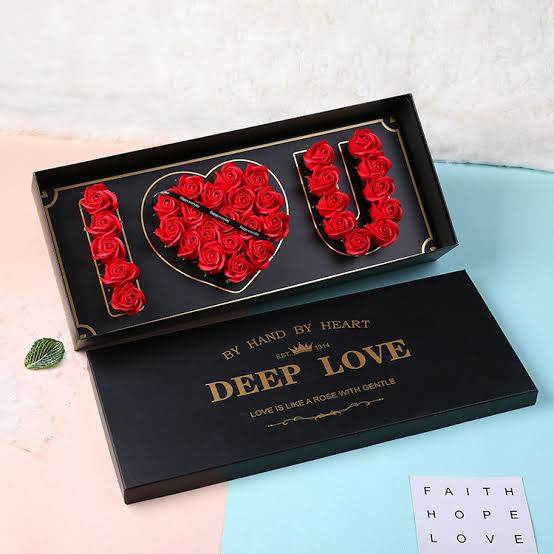 “I Love You” Flower Gift Letter Shaped Fillable Box, with Plastic Liner, for Luxury Style Flower and Gift Arrangemen
