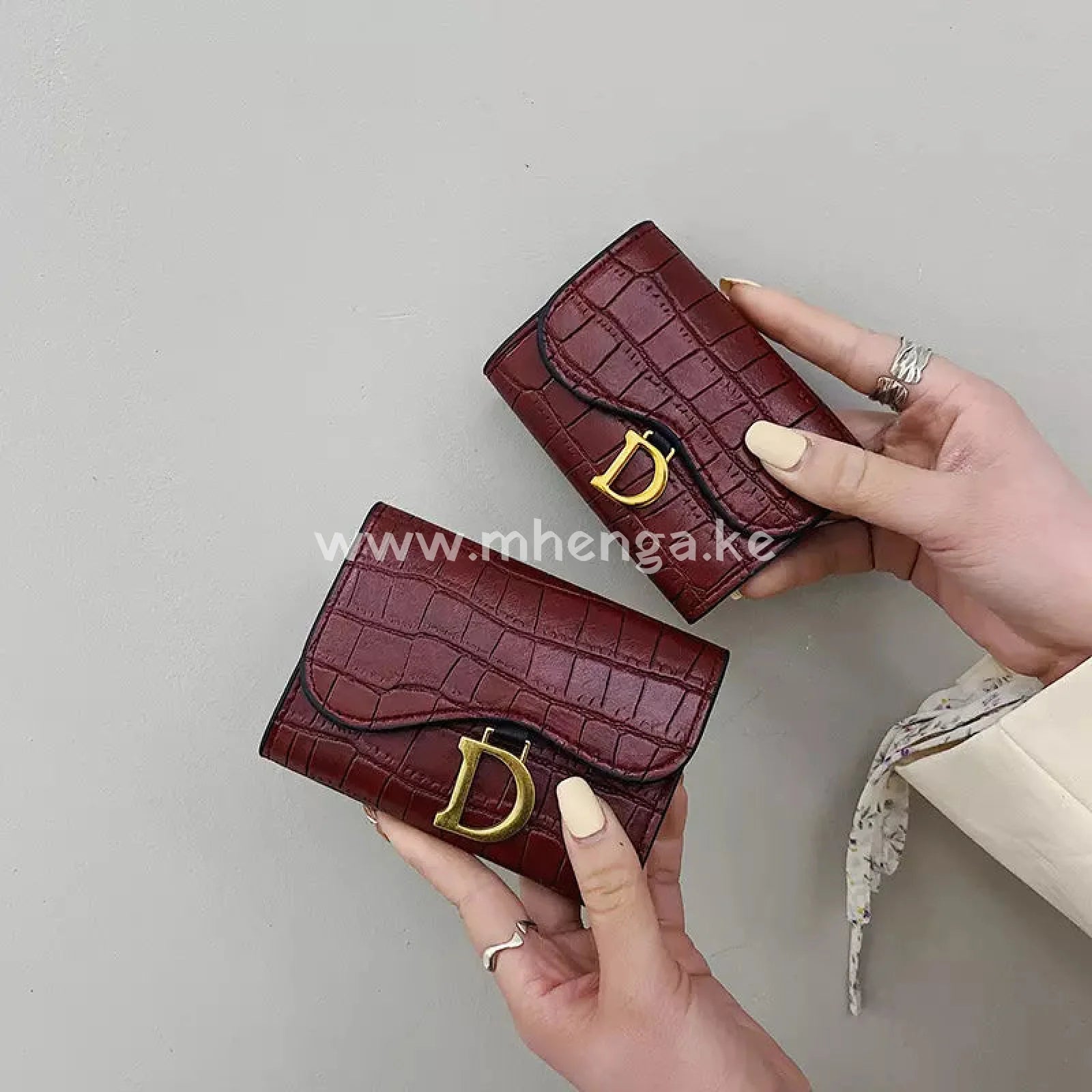 Women D Design Wallet With Card Holder